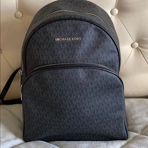 Michael Kors Abbey Jet Backpack